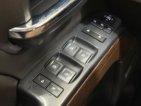 Used 2018 GMC Sierra 1500 Denali image 20