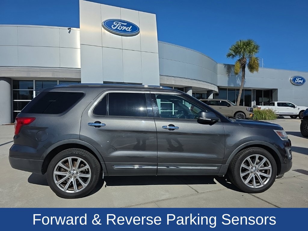 Used 2017 Ford Explorer Limited w/ Equipment Group 301A FWD image 7
