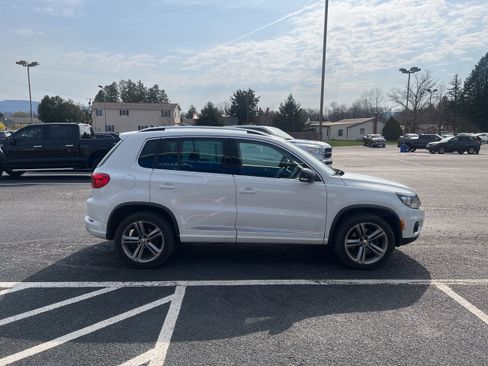 Used 2017 Volkswagen Tiguan Sport image 7