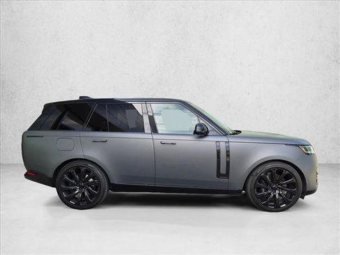 Used 2024 Land Rover Range Rover Autobiography AWD/4WD image 4