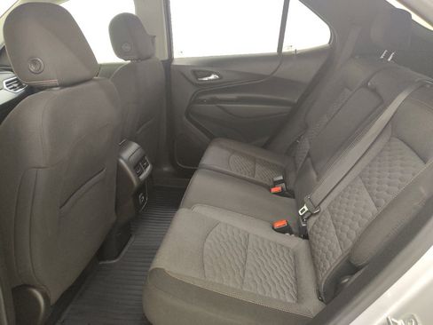 Used 2021 Chevrolet Equinox LT AWD/4WD image 18