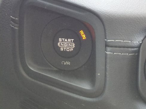 New 2025 Jeep Wrangler Unlimited Rubicon w/ Steel Bumper Group image 30