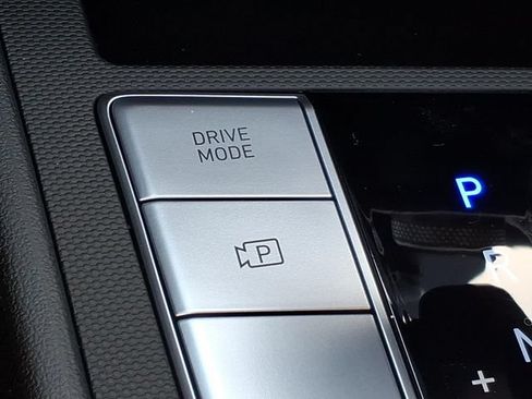 New 2026 Hyundai Elantra SE FWD image 22