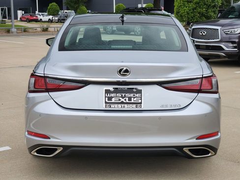 Used 2023 Lexus ES 350 w/ Premium Package image 6