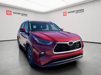 Used 2023 Toyota Highlander XLE
