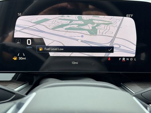 New 2026 Chevrolet Suburban Premier image 27