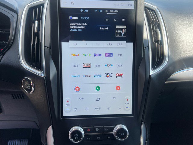 Used 2022 Ford Edge Titanium AWD/4WD image 18