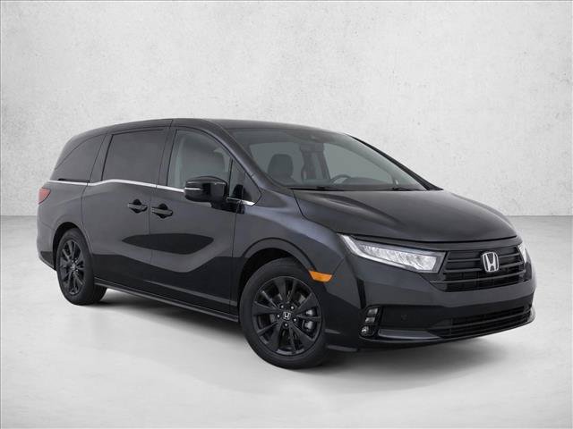 Used 2024 Honda Odyssey Sport image 3