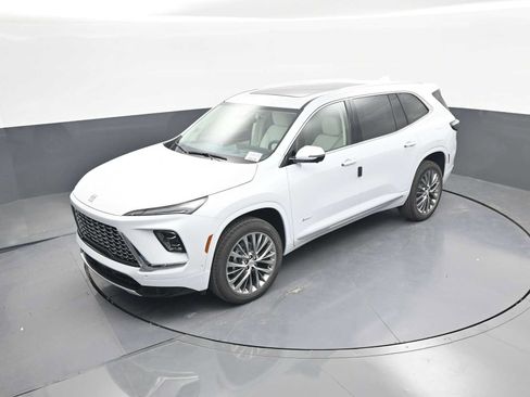New 2026 Buick Enclave Avenir w/ Super Cruise Package AWD/4WD image 35