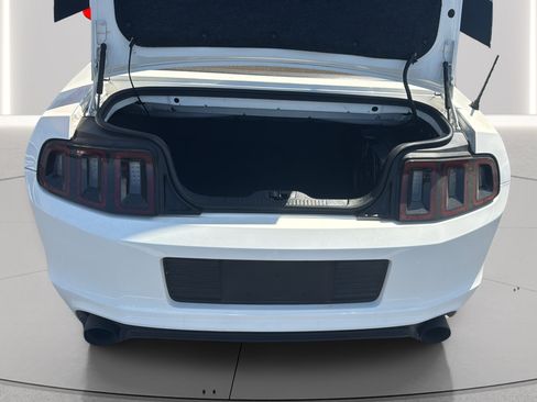 Used 2013 Ford Mustang GT Premium w/ Electronics Pkg RWD image 22