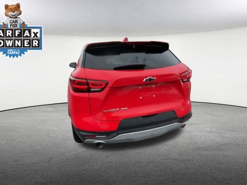 Used 2023 Chevrolet Blazer LT w/ Driver Confidence Package image 8