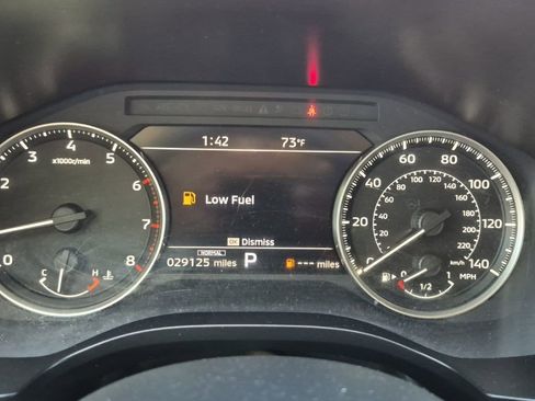 Used 2025 Mitsubishi Outlander SE image 6