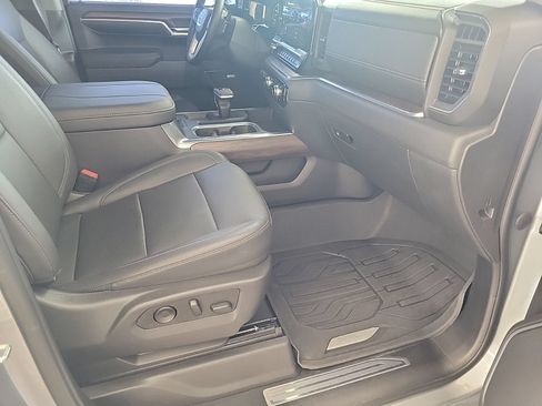 Certified 2023 GMC Sierra 1500 SLT w/ SLT Premium Plus Package AWD/4WD image 14