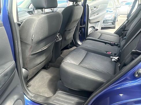 Used 2018 Nissan Rogue SV FWD image 27