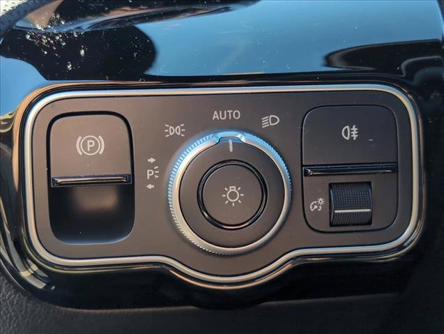 Used 2024 Mercedes-Benz CLA 250 image 13