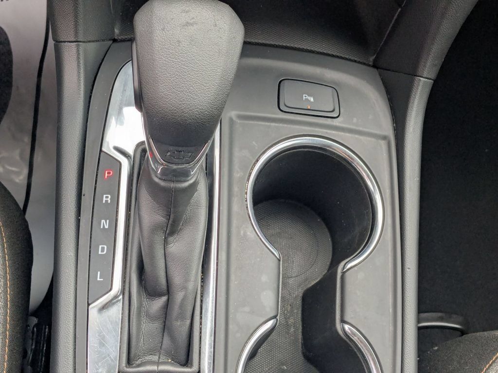 Used 2024 Chevrolet Equinox LT AWD/4WD image 22