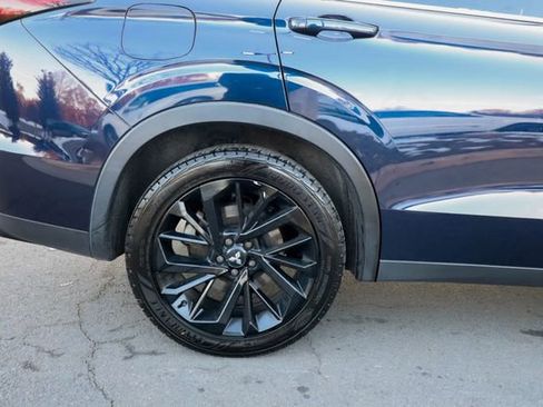 Used 2022 Mitsubishi Outlander SEL Black Edition image 30