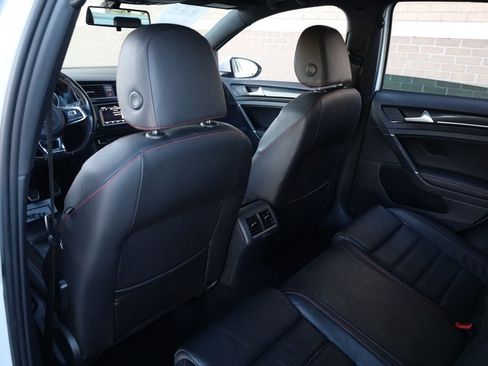 Used 2015 Volkswagen GTI SE w/ Lighting Package (SEL) image 17