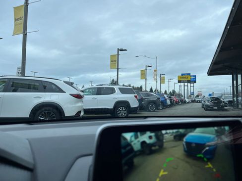 Used 2025 Nissan Sentra SV image 17