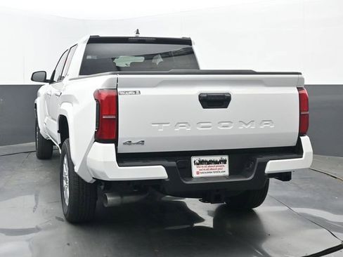 New 2026 Toyota Tacoma SR5 AWD/4WD image 18