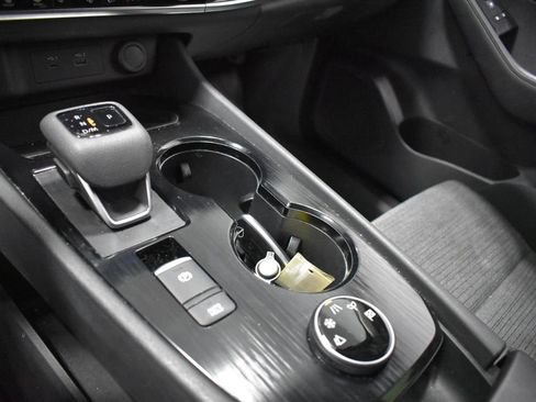 Certified 2023 Nissan Rogue SV AWD/4WD image 19