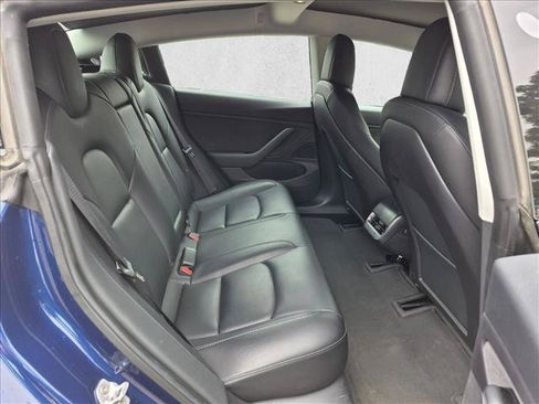 Used 2019 Tesla Model 3 Standard Range Plus RWD image 18