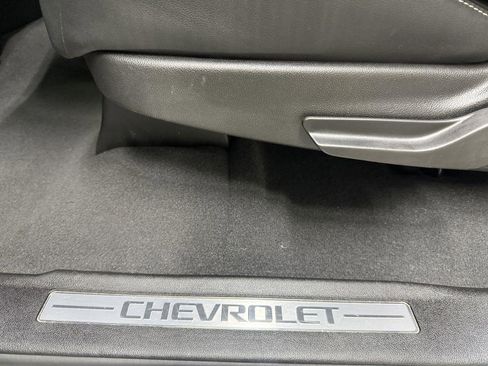 Used 2019 Chevrolet Suburban LT AWD/4WD image 33
