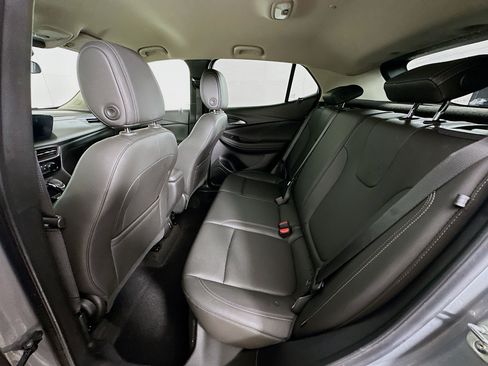 Used 2024 Buick Encore GX Sport Touring FWD image 26
