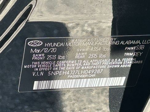 Used 2020 Hyundai Sonata Limited w/ Preferred Accessory Package image 13