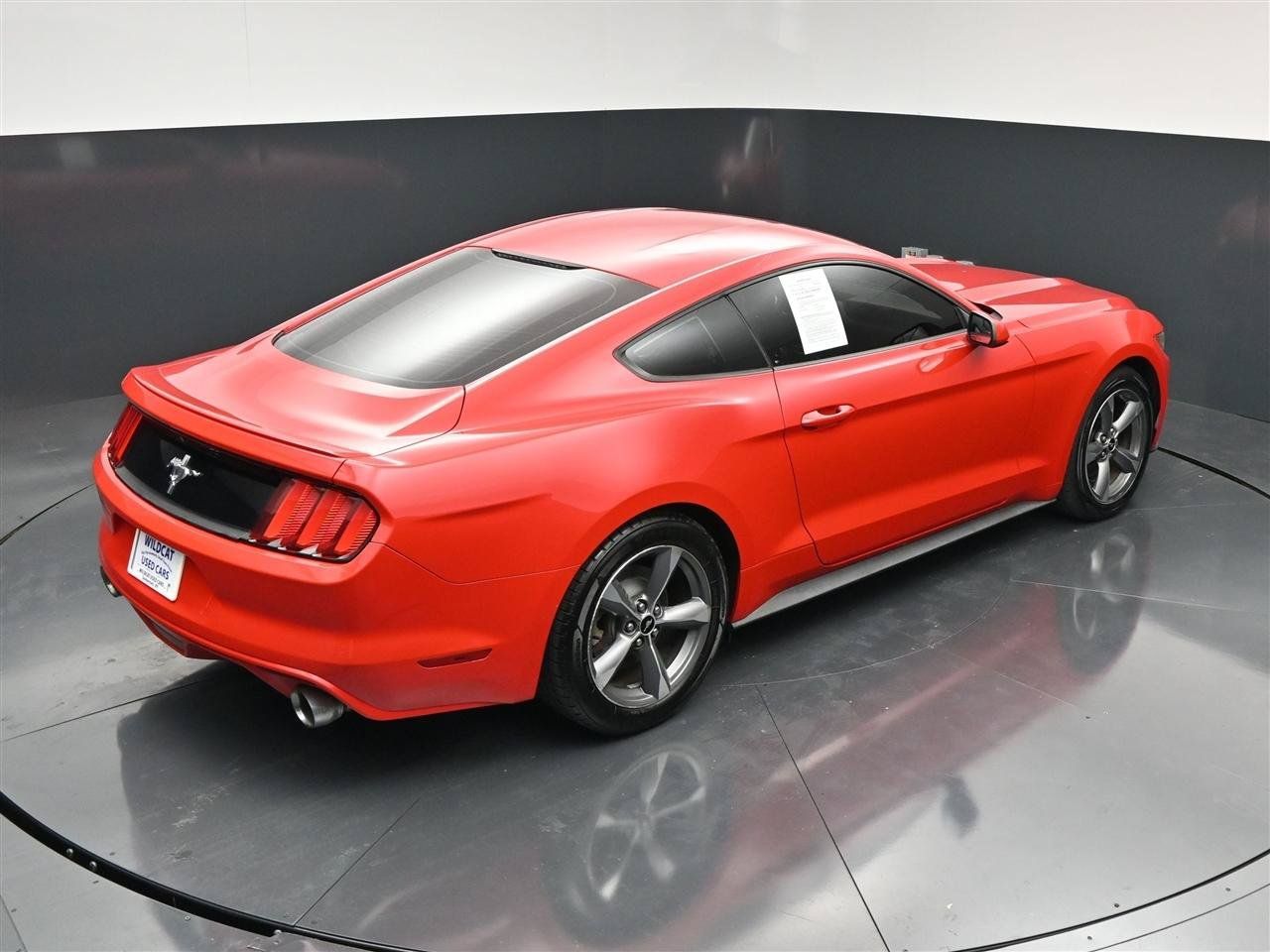 Used 2015 Ford Mustang Coupe w/ Equipment Group 051A RWD image 23