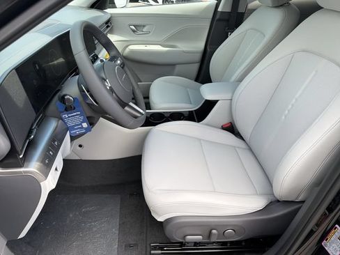 New 2026 Hyundai Kona Limited FWD image 9