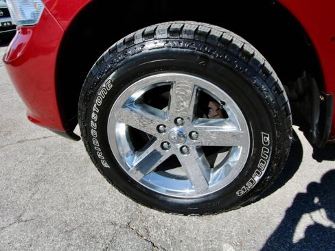 Used 2014 RAM 1500 Express image 12