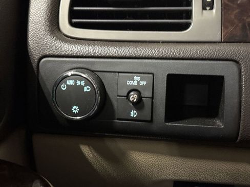 Used 2012 GMC Yukon XL Denali AWD/4WD image 19