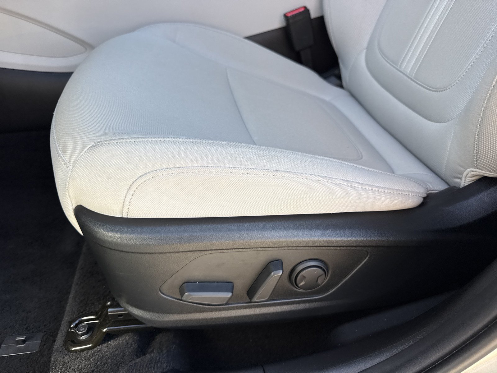 Used 2026 Hyundai Tucson SEL Plus FWD image 12