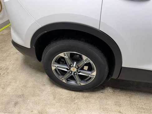 Certified 2025 Chevrolet Blazer LT w/ Convenience Package AWD/4WD image 8