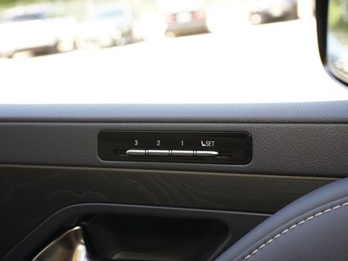 Used 2026 Lexus LX 600 4WD w/ Luxury Package image 30