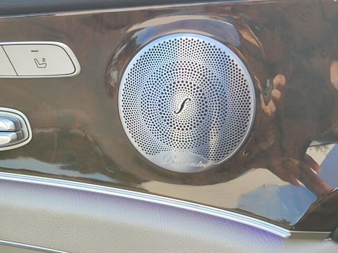 Used 2018 Mercedes-Benz E 300 image 26