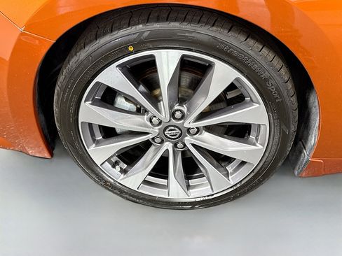 Used 2021 Nissan Maxima Platinum w/ Sport Mat Group image 38