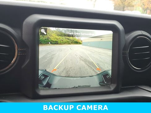 Certified 2022 Jeep Gladiator Overland image 17