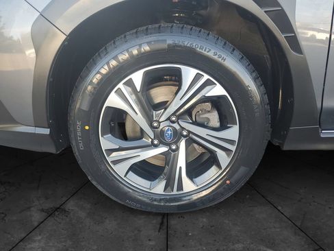 Used 2024 Subaru Crosstrek 2.0i Premium AWD/4WD image 14