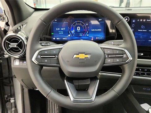 New 2026 Chevrolet Equinox LT AWD/4WD image 36