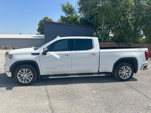 Used 2019 GMC Sierra 1500 SLT w/ SLT Premium Package image 2