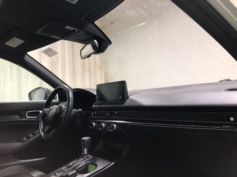 Used 2024 Honda Civic Sport image 12