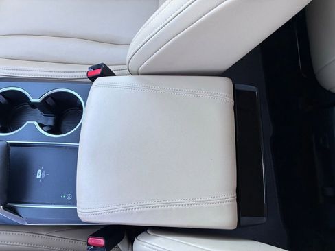 Used 2023 Acura MDX SH-AWD image 39