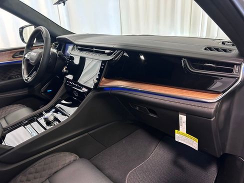 New 2026 Jeep Grand Cherokee L Summit AWD/4WD image 24