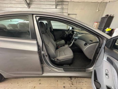 Used 2013 Hyundai Elantra GLS w/ Preferred Pkg FWD image 29
