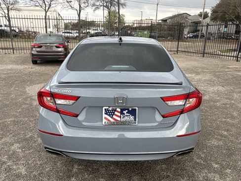 Used 2022 Honda Accord Sport image 13
