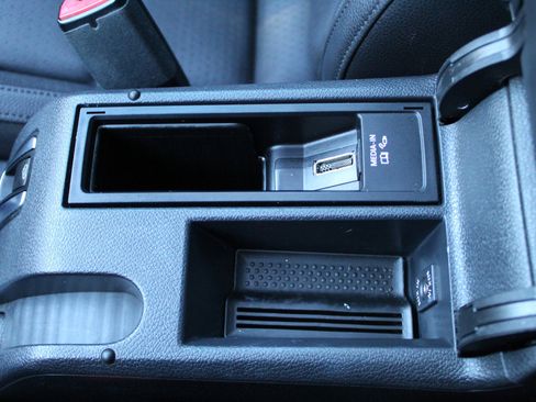 Used 2013 Volkswagen Eos Komfort image 29