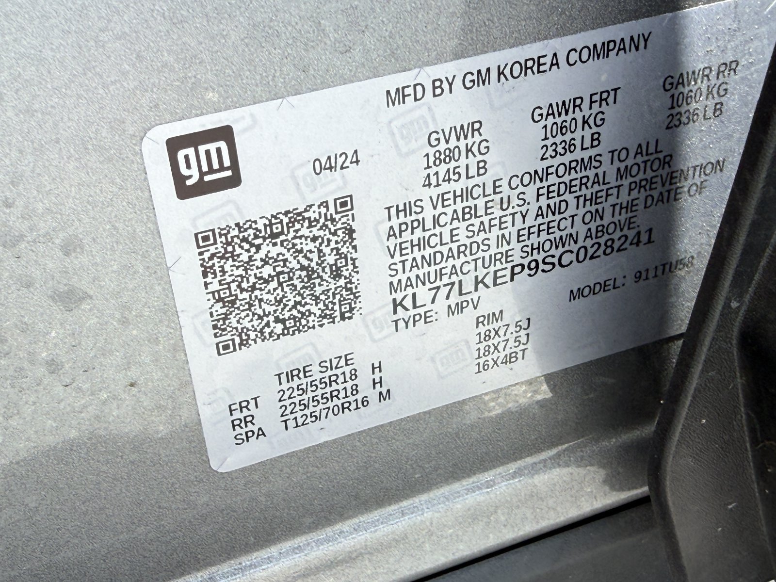 Used 2025 Chevrolet Trax ACTIV w/ Sunroof Package FWD image 35