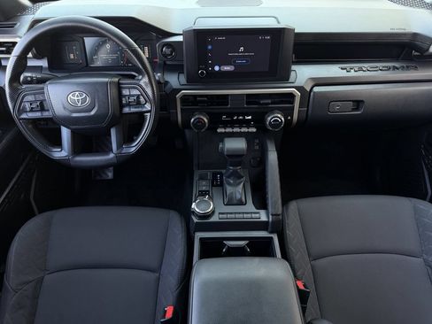 Used 2026 Toyota Tacoma SR AWD/4WD image 11